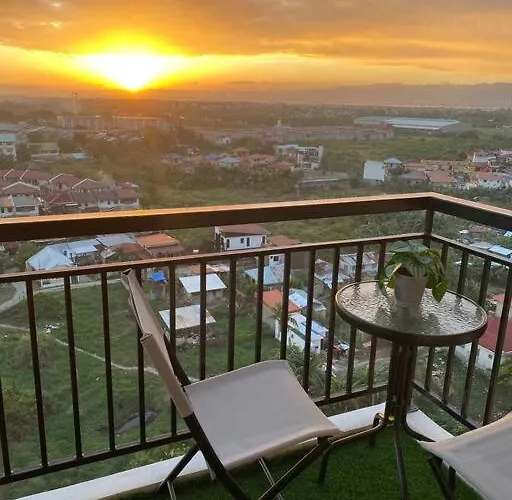 Royal Oceancrest Mactan - Relaxing Sunset View *